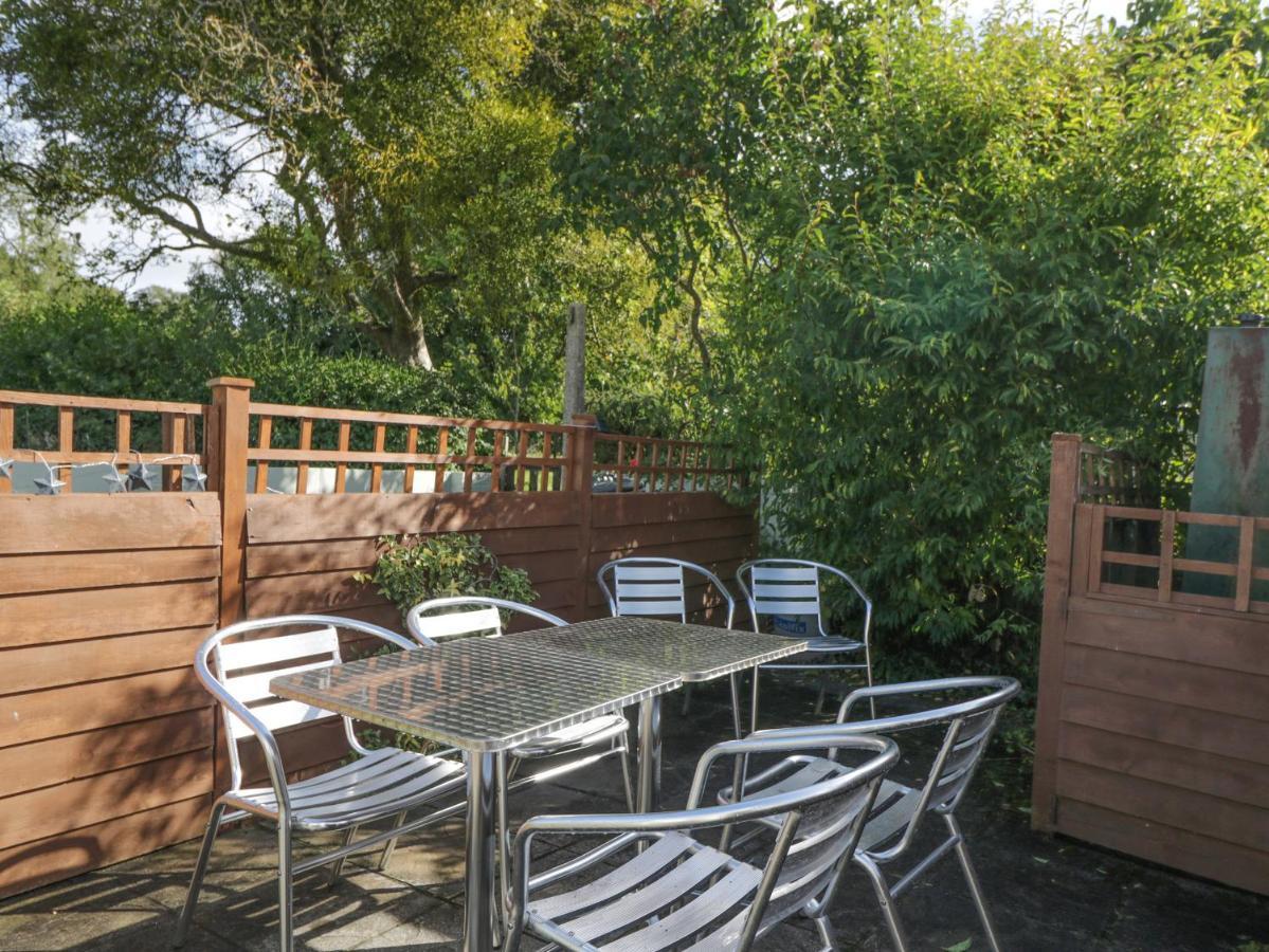 The Anchorage Villa Shepton Mallet Exterior photo